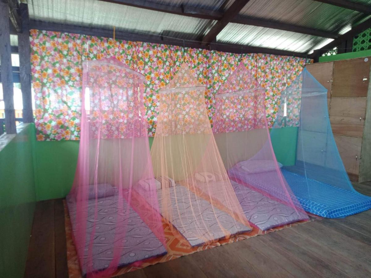 Roca'S Homestay Backpackers Chalet Batuan Eksteriør billede