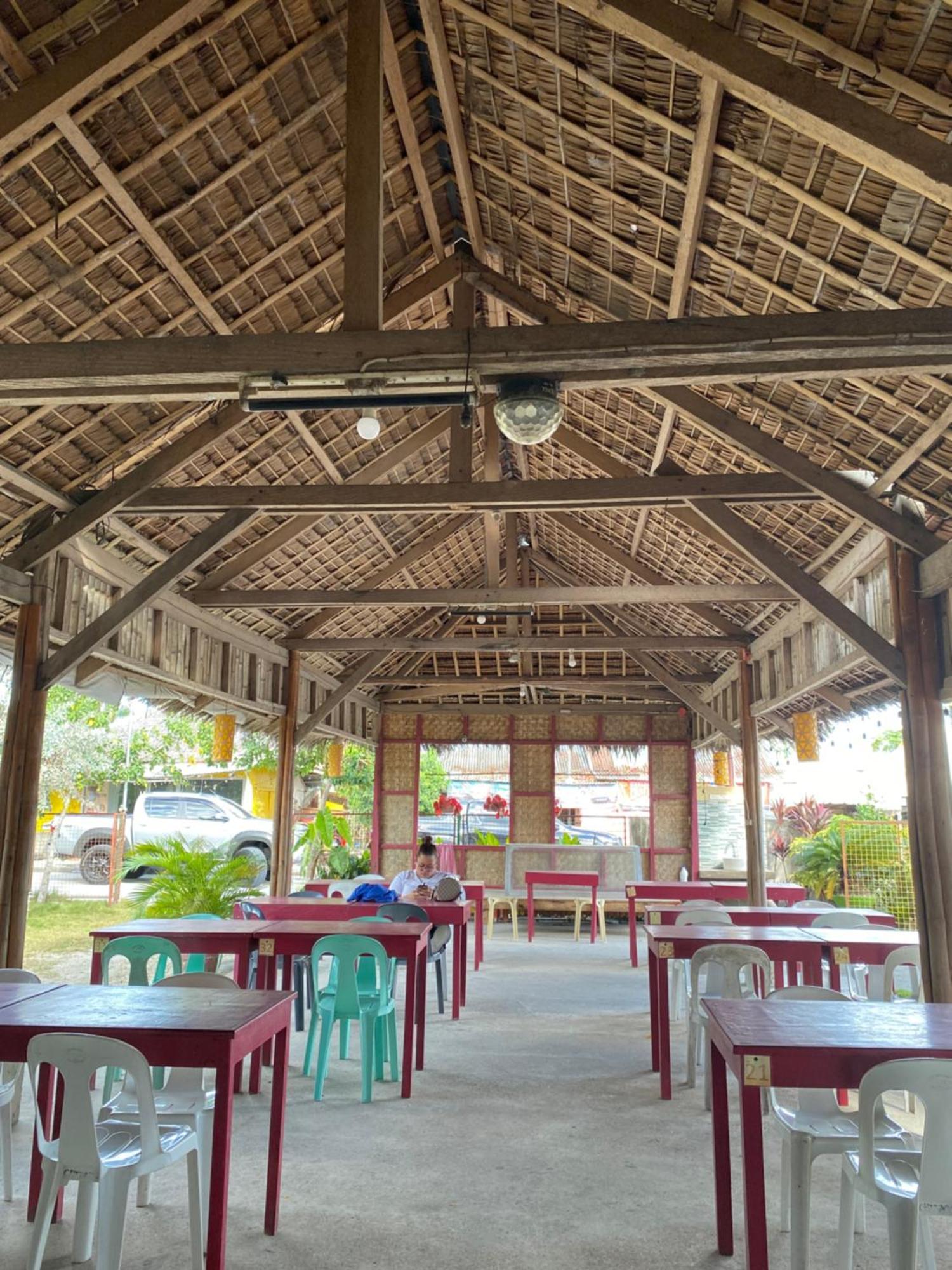 Roca'S Homestay Backpackers Chalet Batuan Eksteriør billede
